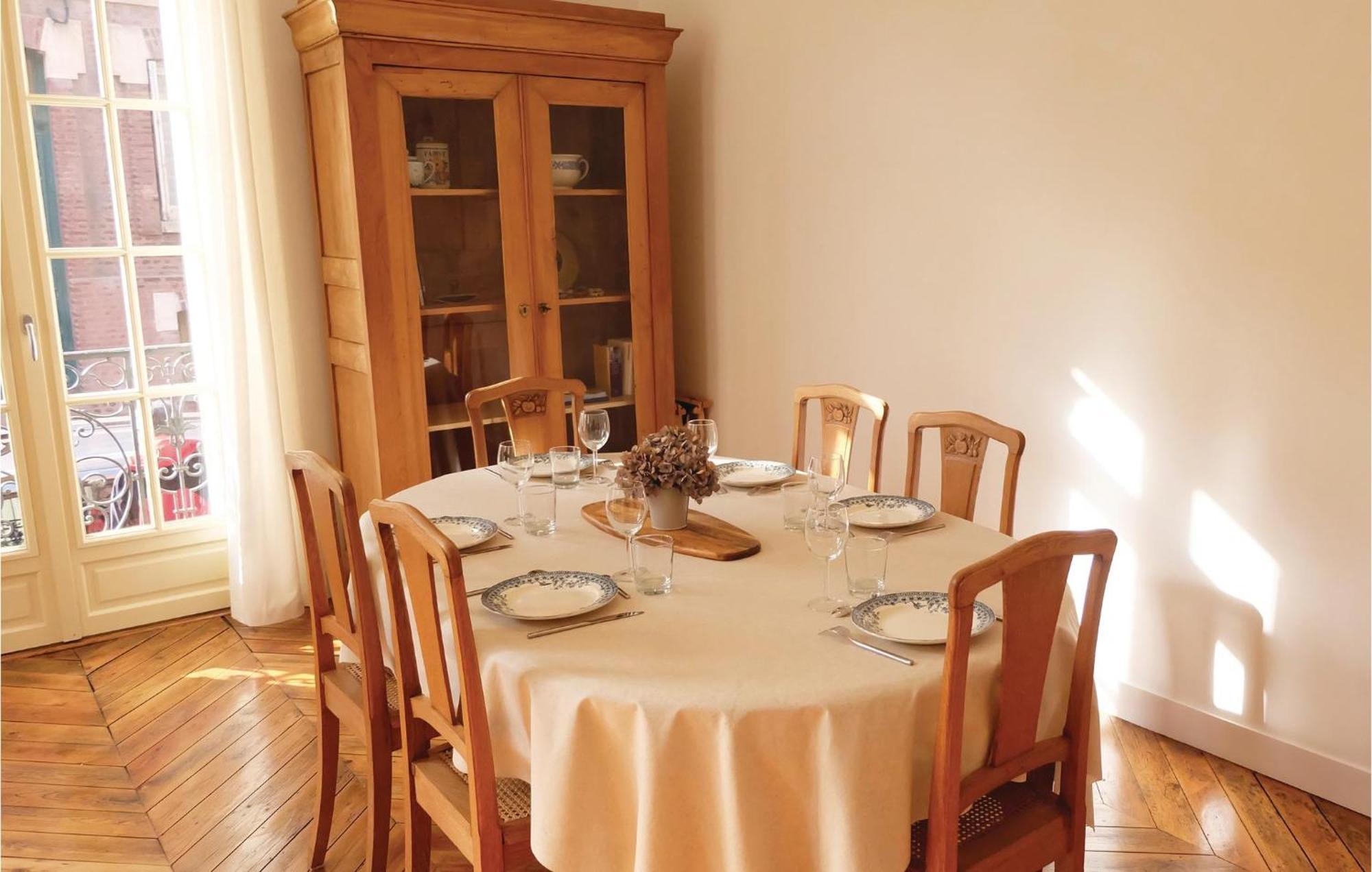 2 Bedroom Awesome Apartment In Mers-Les-Bains Exterior foto
